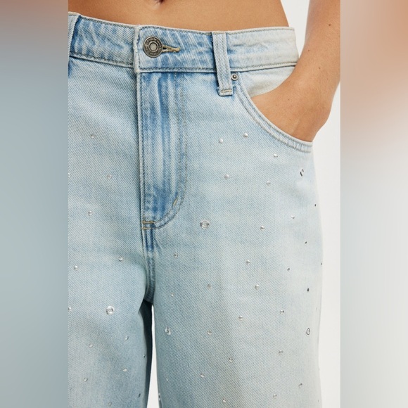 Cotton On women’s Light Blue Relaxed Wide Jeans size: 26 - Picture 9 of 10